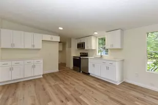5524 Gilcrest Sands Dr, Hope Mills, NC 28348 - Photo 10