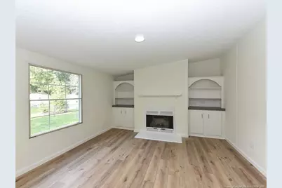 5524 Gilcrest Sands Drive, Hope Mills, NC 28348 - Photo 4