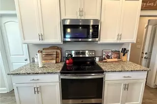 2150 Stonewash Dr, Fayetteville, NC 28306 - Photo 8