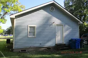 213 Dunn Rd, Fayetteville, NC 28312 - Photo 2
