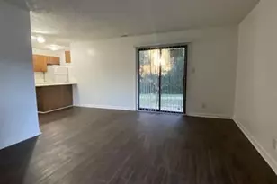 6400 Starbrook Dr, Fayetteville, NC 28304 - Photo 2