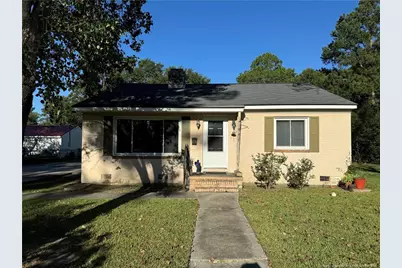405 N Dickson Street, Raeford, NC 28376 - Photo 2