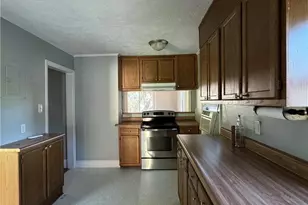 405 N Dickson St, Raeford, NC 28376 - Photo 8