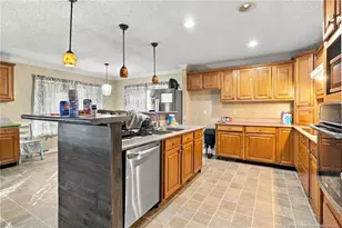 1205 Watershed Rd, Newton Grove, NC 28366 - Photo 30