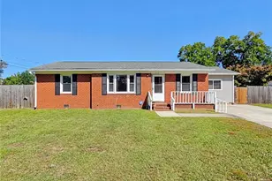5128 Redwood Dr, Fayetteville, NC 28304 - Photo 1