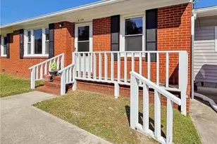 5128 Redwood Dr, Fayetteville, NC 28304 - Photo 2