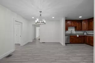 731 Slocomb Rd, Fayetteville, NC 28311 - Photo 8