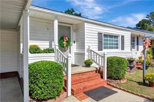 1015 E 10th St, Lumberton, NC 28358 - Photo 4