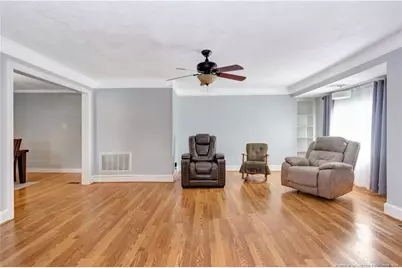 1015 E 10th Street, Lumberton, NC 28358 - Photo 8