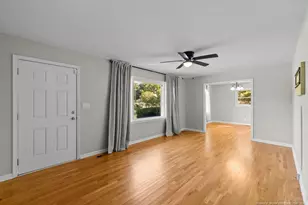 303 Decatur Dr, Fayetteville, NC 28303 - Photo 2