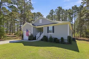 253 Mildred Wy, Aberdeen, NC 28315 - Photo 2