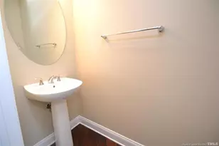 10410 Sablewood Dr, Raleigh, NC 27617 - Photo 10