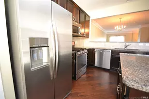 10410 Sablewood Dr, Raleigh, NC 27617 - Photo 8