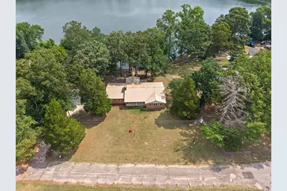 113 Lakeview Drive, Red Springs, NC 28377 - Photo 6
