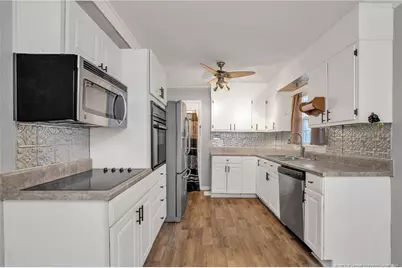 6569 Winthrop Drive, Fayetteville, NC 28311 - Photo 10