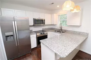 321 Renshaw Ct, Cary, NC 27518 - Photo 10