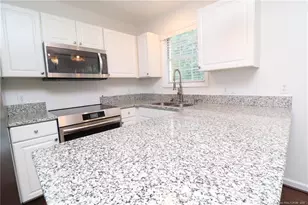 321 Renshaw Ct, Cary, NC 27518 - Photo 12