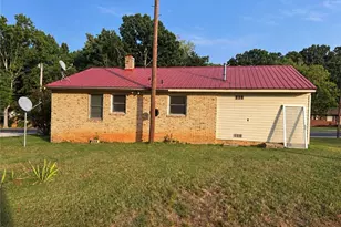 143 Shady Hill Cir, Roxboro, NC 27573 - Photo 2