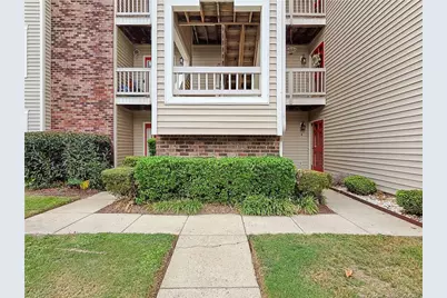 2705 Preston Woods Lane #4, Fayetteville, NC 28304 - Photo 2