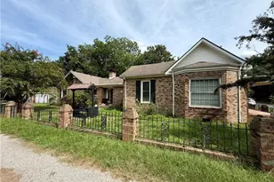 603 74 Hwy, Maxton, NC 28364 - Photo 4