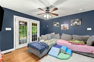 5885 St Patricks Dr, Fayetteville, NC 28306 - Photo 20