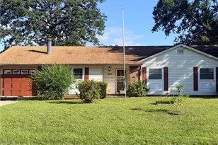 1863 Berriedale Dr, Fayetteville, NC 28304 - Photo 1