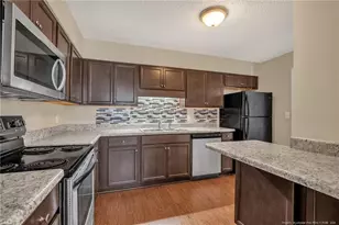 555 Winding Creek Rd, Fayetteville, NC 28305 - Photo 10