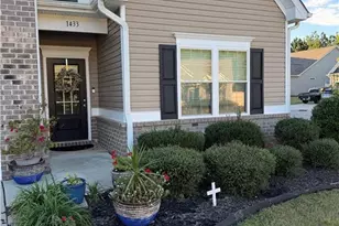 1433 Abercorn Ln, Sanford, NC 27330 - Photo 4