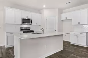 149 Firehawk Dr, Spring Lake, NC 28390 - Photo 10