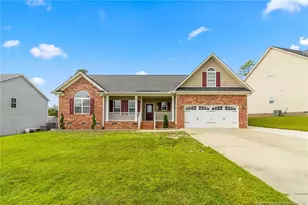 31 Craven Ct, Spring Lake, NC 28390 - Photo 2