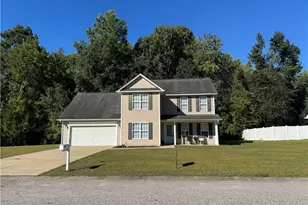 5111 Goshawk Dr, Hope Mills, NC 28348 - Photo 1