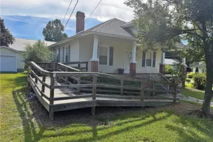 301 N 11th St, Erwin, NC 28339 - Photo 2