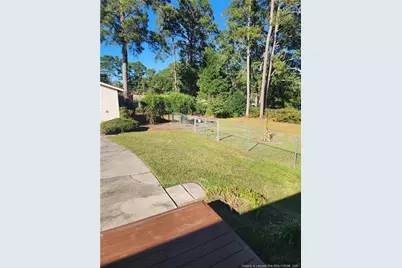 821 E Donaldson Avenue, Raeford, NC 28376 - Photo 2