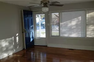 1011 E 10th St, Lumberton, NC 28358 - Photo 2