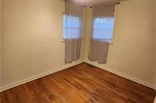 2005 Camden Rd, Fayetteville, NC 28306 - Photo 4