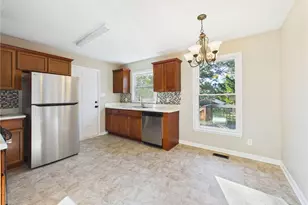 228 Eppingdale Dr, Spring Lake, NC 28390 - Photo 6