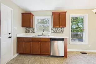 228 Eppingdale Dr, Spring Lake, NC 28390 - Photo 8