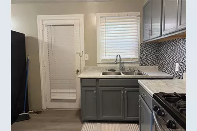 116 N Wright Street, Raeford, NC 28376 - Photo 8