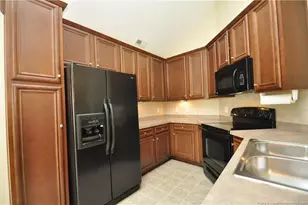 409 Braxman Ln, Holly Springs, NC 27540 - Photo 6