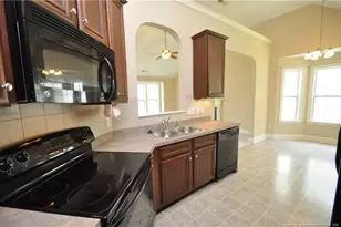 409 Braxman Ln, Holly Springs, NC 27540 - Photo 8
