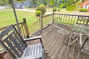 705 Peterson St, Clinton, NC 28328 - Photo 8