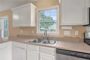 2918 Coachway Dr, Fayetteville, NC 28306 - Photo 14