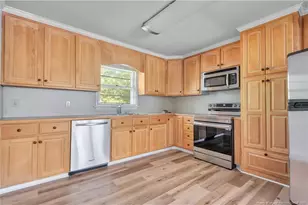 1911 Carbonton Rd, Sanford, NC 27330 - Photo 8