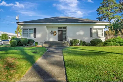 2004 N Walnut Street, Lumberton, NC 28358 - Photo 1
