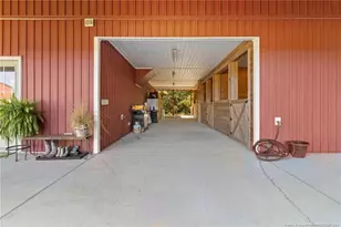 28705 N Turnpike Rd, Wagram, NC 28396 - Photo 4