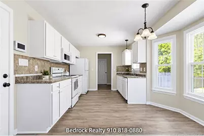 2926 Coachway Drive, Fayetteville, NC 28306 - Photo 8