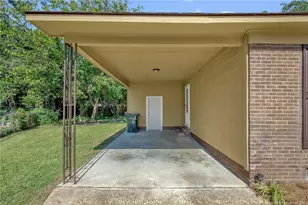 304 Bighorn Dr, Fayetteville, NC 28303 - Photo 4