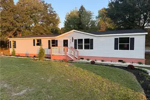 824 Shakertown Rd, Fayetteville, NC 28312 - Photo 2