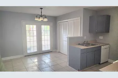 523 Crooked Creek Court, Fayetteville, NC 28311 - Photo 4