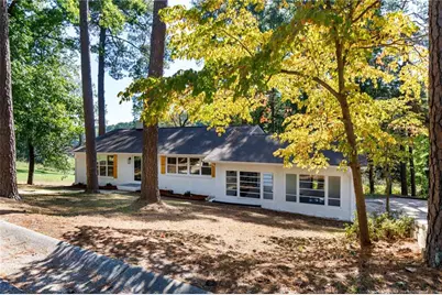 1404 Valencia Drive, Fayetteville, NC 28303 - Photo 6